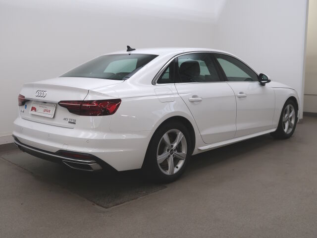 Audi A4 2023 Sedan Business Advanced 40 TFSI 150kW MHEV quattro S tronic