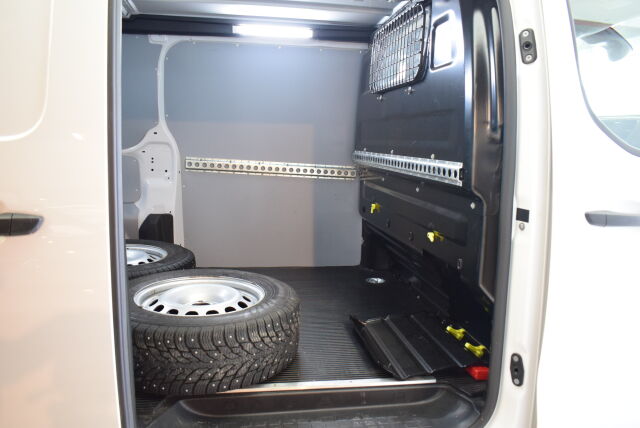 PEUGEOT Expert 2023 BlueHDi 145 EAT8-automaatti XL