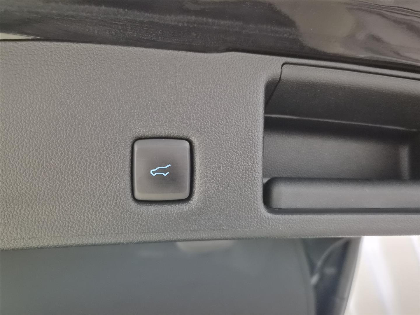 Ford Kuga 2023, kuva 7/23