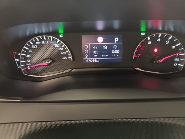 PEUGEOT 2008 2023 Edition PureTech 130 EAT8-automaatti