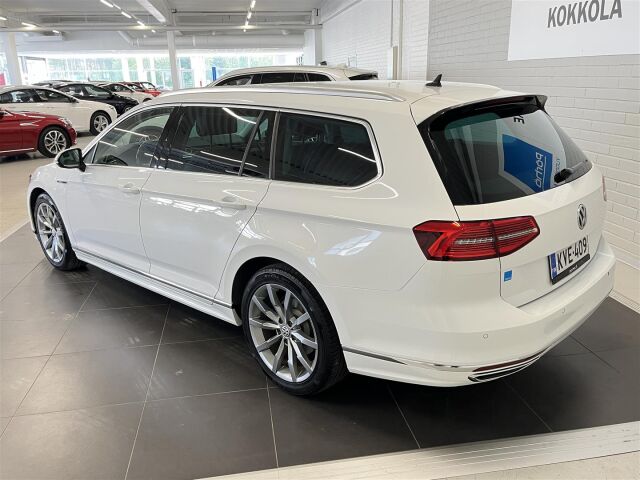 VOLKSWAGEN Passat 2017 Variant Highline 2,0 TDI 140 kW (190 hv) 4MOTION DSG-aut. / R-Line / ACC / Koukku / Todella hieno!