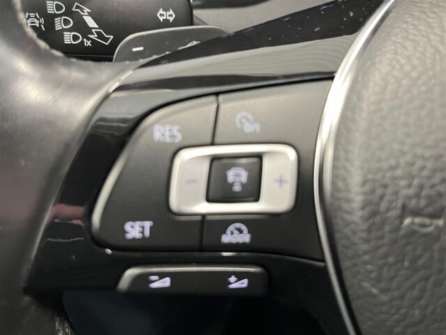 VOLKSWAGEN Passat 2017 Variant Highline 2,0 TDI 140 kW (190 hv) 4MOTION DSG-aut. / R-Line / ACC / Koukku / Todella hieno!