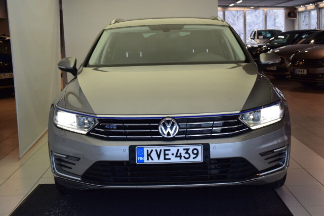 VOLKSWAGEN Passat 2017 Variant GTE Plug-In Hybrid 160 kW (218 hv) DSG-automaatti* Webasto ym*