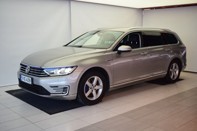 VOLKSWAGEN Passat 2017 Variant GTE Plug-In Hybrid 160 kW (218 hv) DSG-automaatti* Webasto ym*