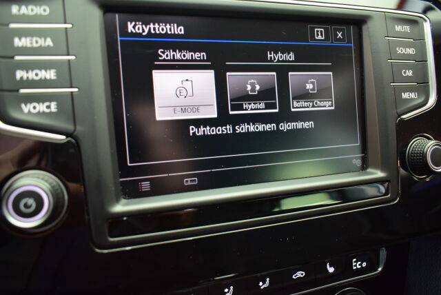 VOLKSWAGEN Passat 2017 Variant GTE Plug-In Hybrid 160 kW (218 hv) DSG-automaatti* Webasto ym*