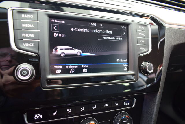 VOLKSWAGEN Passat 2017 Variant GTE Plug-In Hybrid 160 kW (218 hv) DSG-automaatti* Webasto ym*