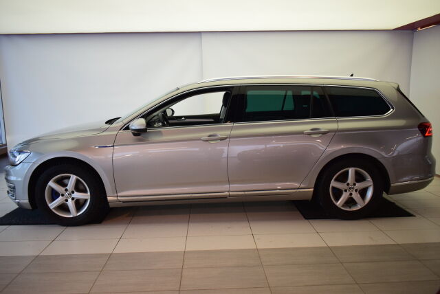 VOLKSWAGEN Passat 2017 Variant GTE Plug-In Hybrid 160 kW (218 hv) DSG-automaatti* Webasto ym*