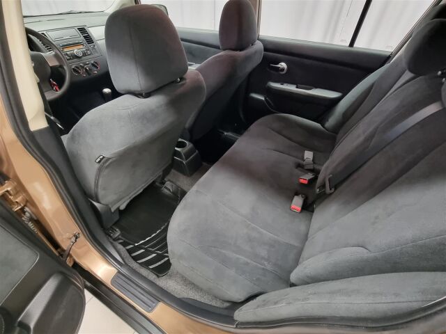 NISSAN Tiida 2008 1,6 Visia 5MT 5-ov.