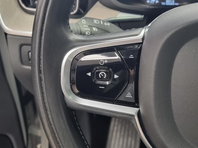 VOLVO XC60 2020 T8 TwE AWD Inscription aut