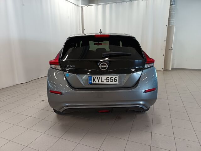 NISSAN Leaf 2023 e+ N-Connecta MY22 59 kWh LED FI**HIIPPAILE SÄHKÖLLÄ ETEENPÄIN**