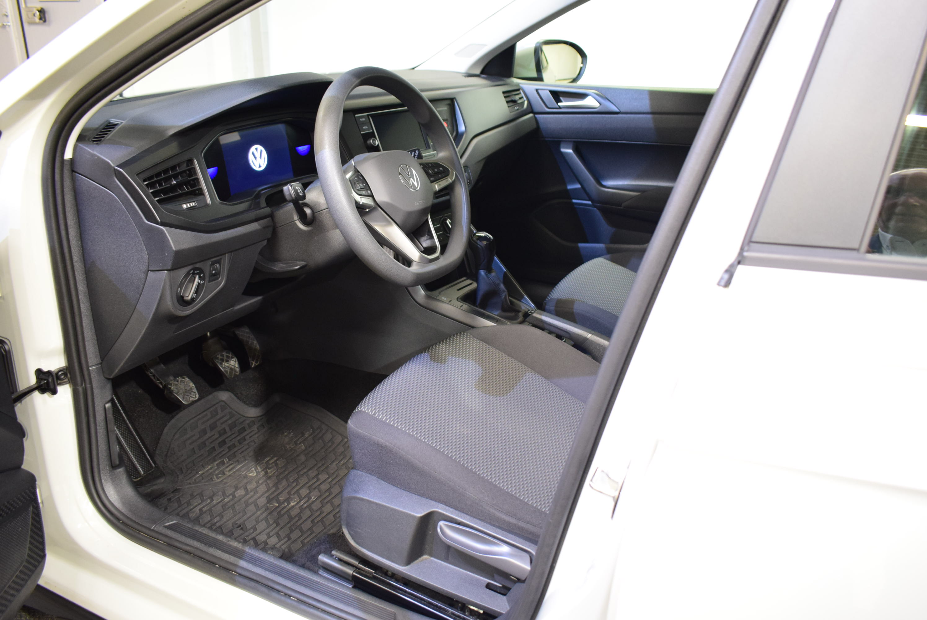 Volkswagen Taigo Comfort 1,0 TSI 70 kW 2023, kuva 5/11