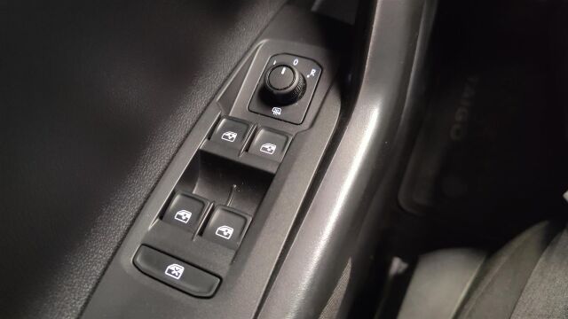 Volkswagen Taigo 2023 Comfort 1,0 TSI 70 kW  * Alv. *