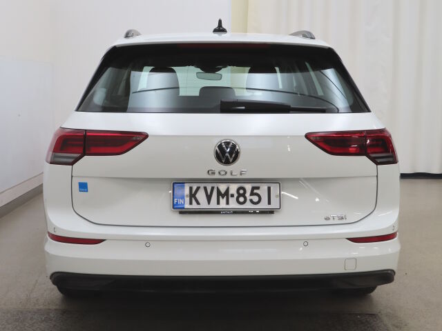 Volkswagen Golf 2023 Variant Comfort Business 1,0 eTSI (MHEV) 81 kW DSG-automaatti