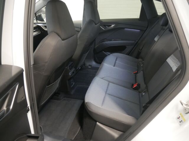 AUDI Q4 e-tron 2024 50 e-tron quattro Sportback Limited Plus