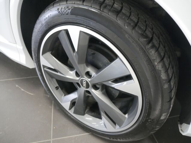 AUDI Q4 e-tron 2024 50 e-tron quattro Sportback Limited Plus