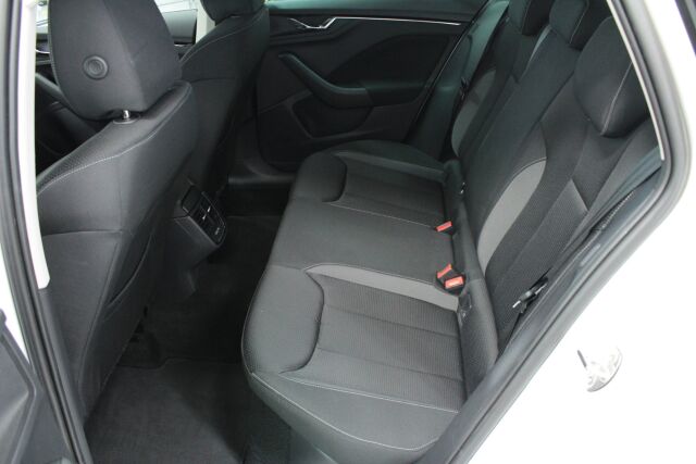 SKODA Kamiq 2024 1.0 TSI 110 Explore Edition DSG Autom.