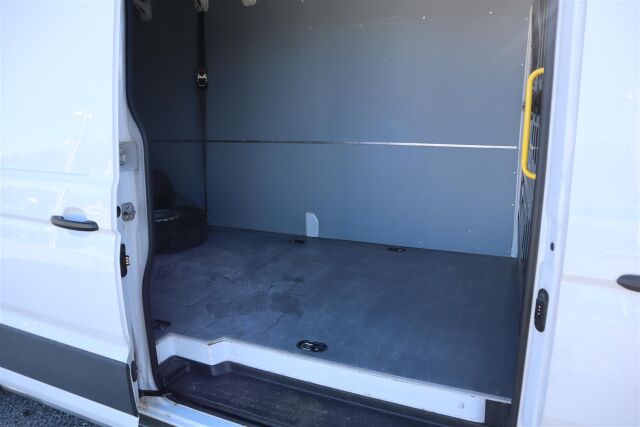 VOLKSWAGEN Crafter 2023 35 umpipakettiauto 2,0 TDI 130 kW 4Motion 8at, 4490