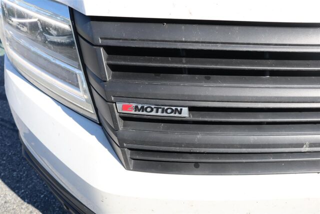VOLKSWAGEN Crafter 2023 35 umpipakettiauto 2,0 TDI 130 kW 4Motion 8at, 4490