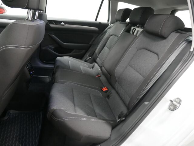 VOLKSWAGEN Passat 2024 Variant Comfort Business 1,5 TSI EVO 110 kW DSG-automaatti