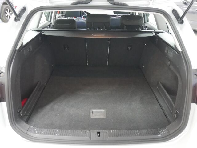 VOLKSWAGEN Passat 2024 Variant Comfort Business 1,5 TSI EVO 110 kW DSG-automaatti