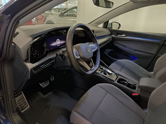 VOLKSWAGEN Golf 2023 Variant Alltrack Business 2,0 TSI 140 kW 4MOTION DSG-automaatti