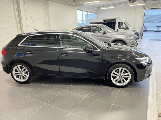 AUDI A3 2022 Sportback Business 40 TFSI e 150kW S tronic (MY23), NAVI, ADAPT.VAKKARI, TAKUU!