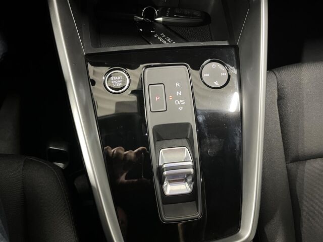 AUDI A3 2022 Sportback Business 40 TFSI e 150kW S tronic (MY23), NAVI, ADAPT.VAKKARI, TAKUU!