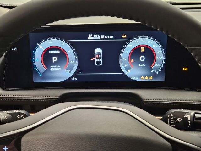Nissan Ariya 2025 87kWh Advance e-4ORCE 22kw charger