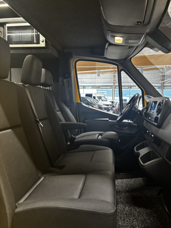 MERCEDES-BENZ Sprinter 2019 316CDI 7G-TRONIC 3+3 M-A SIS ALV! *PITKÄ SÄNKY *DISTRONIC *WEBASTO *7" MBUX