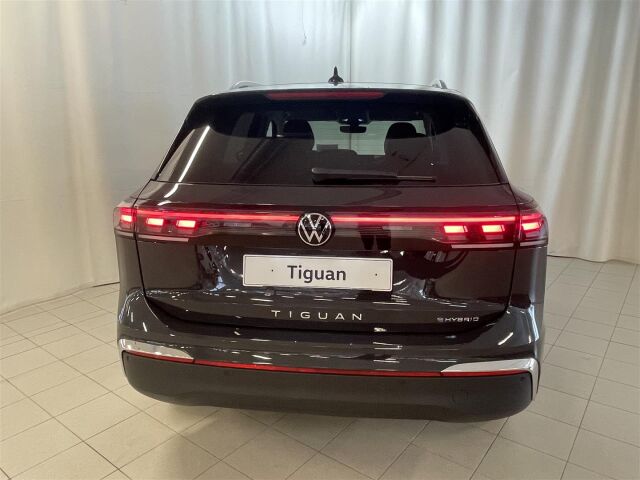 Volkswagen Tiguan 2025 Elegance 75-v Juhlamalli eHybrid 150 kW DSG-automaatti