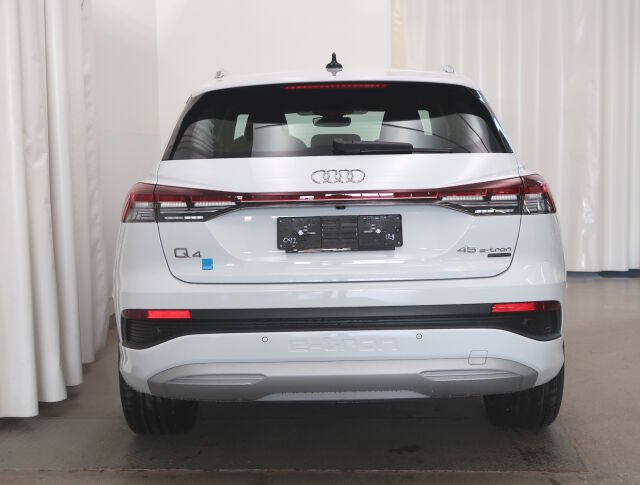 Audi Q4 e-tron 2025 SUV 45 e-tron Land of quattro Plus