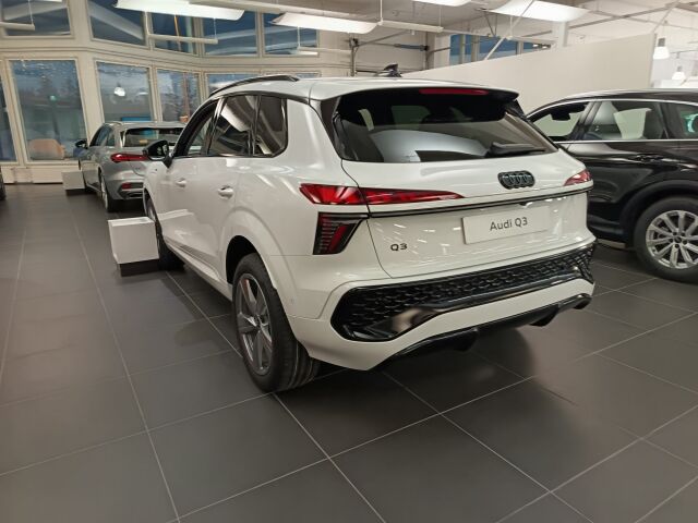 Audi Q3 2026 e-hybrid 200 kW, jatkoturva 3 vuotta / 150.000 km veloituksetta