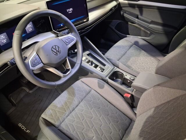 Volkswagen Golf 2026 Variant Comfort Edition 1,5 eTSI 85 kW (MHEV) DSG-automaatti