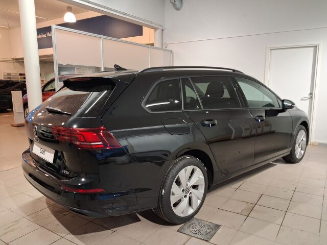 Volkswagen Golf 2026 Variant Comfort Edition 1,5 eTSI 85 kW (MHEV) DSG-automaatti