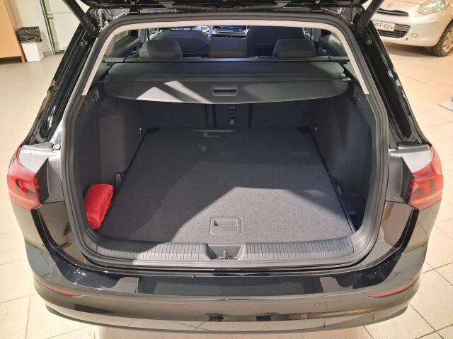 Volkswagen Golf 2026 Variant Comfort Edition 1,5 eTSI 85 kW (MHEV) DSG-automaatti