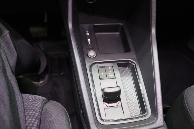 Volkswagen Caddy Maxi 2025 Life Business 75-v Juhlamalli 1,5 TSI OPF eHybrid 110kW DSG