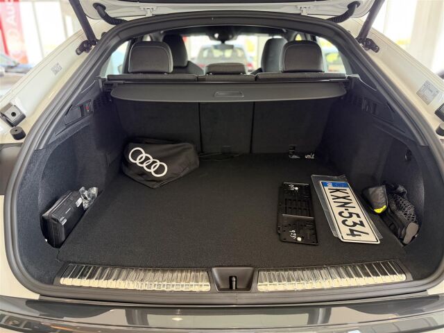 Audi Q5 2025 Sportback e-hybrid quattro 220 kW, HETI TOIMITUKSEEN!
