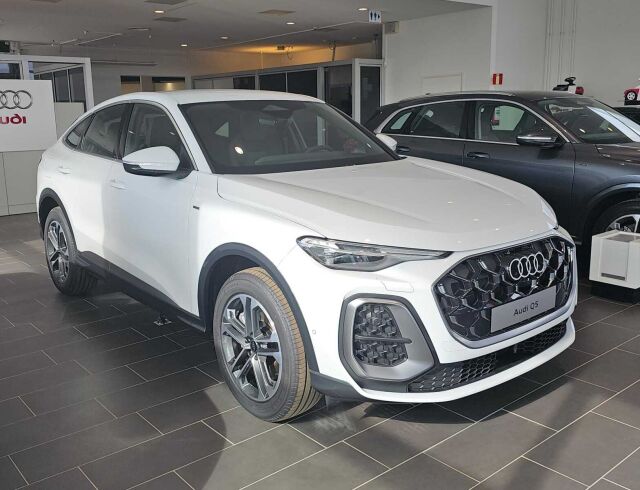 Audi Q5 2025 Sportback e-hybrid quattro 220 kW, HETI TOIMITUKSEEN!