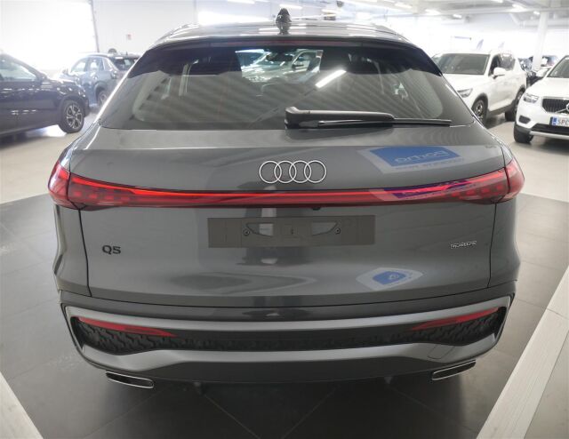 Audi Q5 2025 Sportback e-hybrid quattro 220 kW