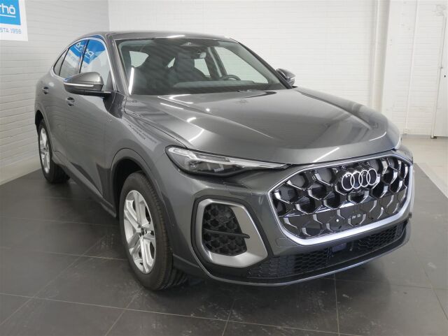 Audi Q5 2025 Sportback e-hybrid quattro 220 kW