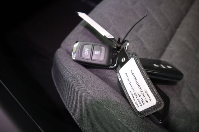 Volkswagen Golf 2025 Variant Comfort Edition 1,5 eTSI 85 kW (MHEV) DSG-automaatti