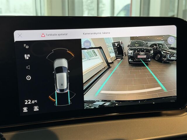 Audi Q3 2026 Sportback e-hybrid 200 kW | Tehdastakuu 5v / 100tkm |