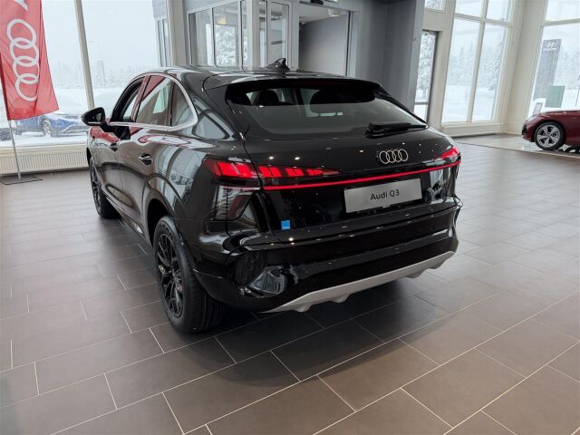 Audi Q3 2026 Sportback e-hybrid 200 kW | Tehdastakuu 5v / 100tkm |