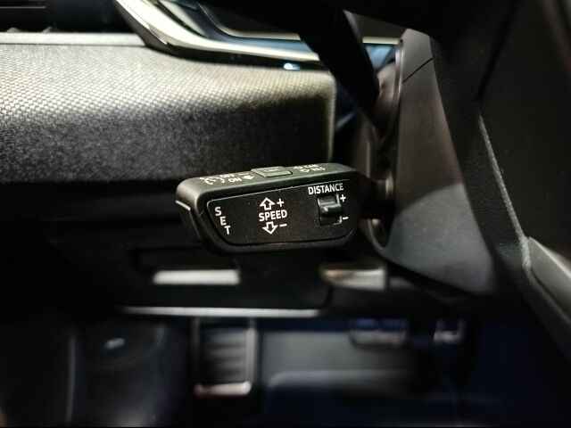 Audi A6 2026 Avant e-hybrid quattro 220 kW, Jatkoturva 3 v. / 150.000km joten viisivuotta huoletonta ajoa.