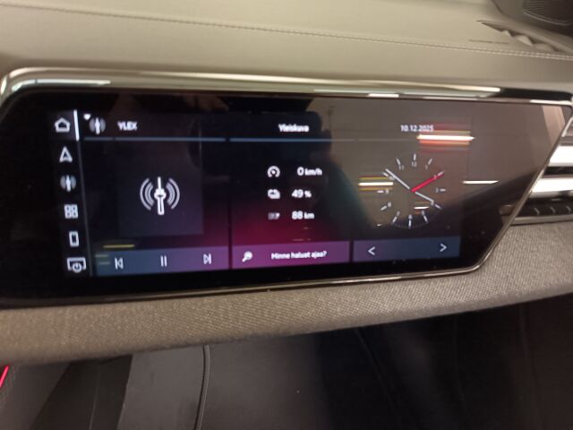 Audi A6 2026 Avant e-hybrid quattro 220 kW, Jatkoturva 3 v. / 150.000km joten viisivuotta huoletonta ajoa.