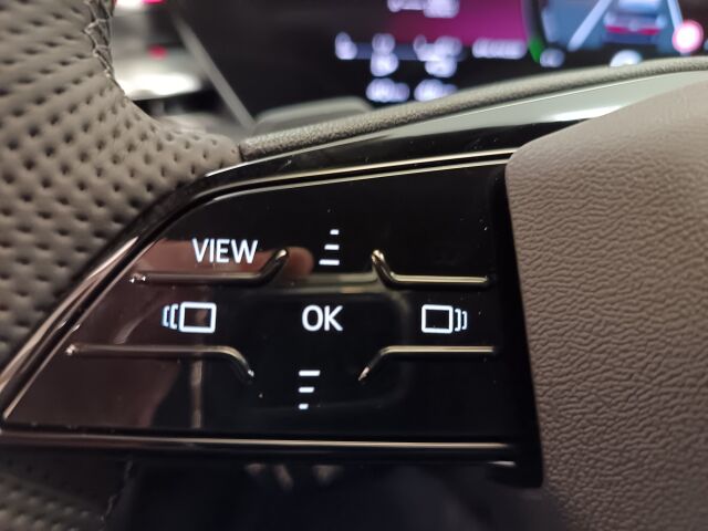 Audi A6 2026 Avant e-hybrid quattro 220 kW, Jatkoturva 3 v. / 150.000km joten viisivuotta huoletonta ajoa.