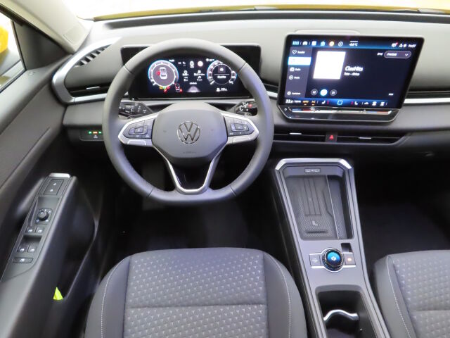 Volkswagen T-Roc 2026 Comfort 1,5 eTSI 85 kW (MHEV) DSG-automaatti