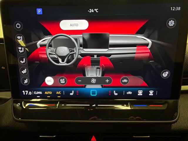 Volkswagen T-Roc 2026 Comfort 1,5 eTSI 85 kW (MHEV) DSG-automaatti talvirenkailla ja lämmittimellä