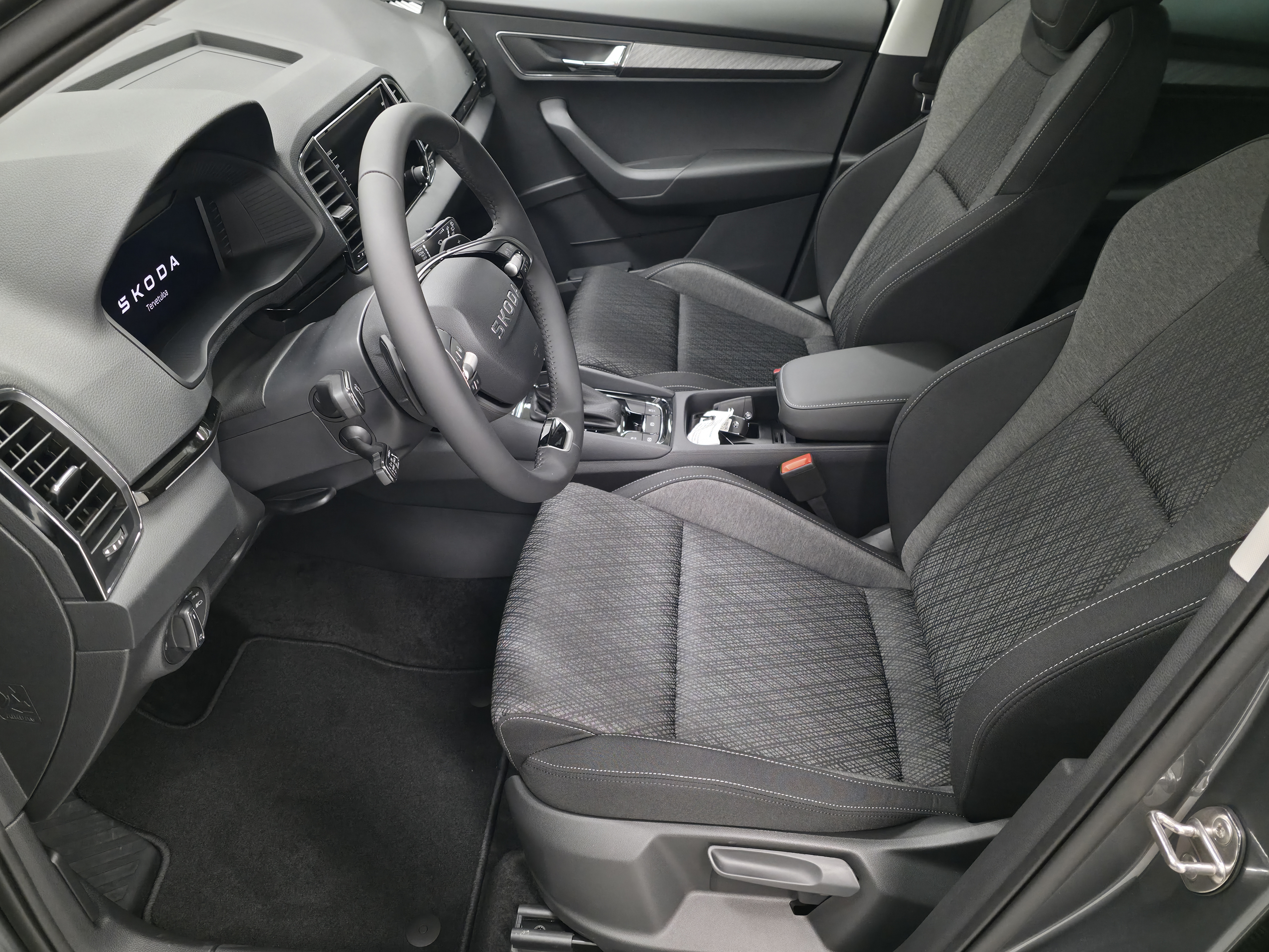 Skoda Karoq 1.5 TSI Style DSG Autom. 2027, kuva 7/9