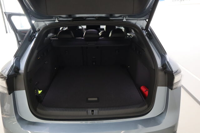 Volkswagen ID.7 2026 Tourer GTX 4MOTION Premium 250 kW, akku 86 kWh